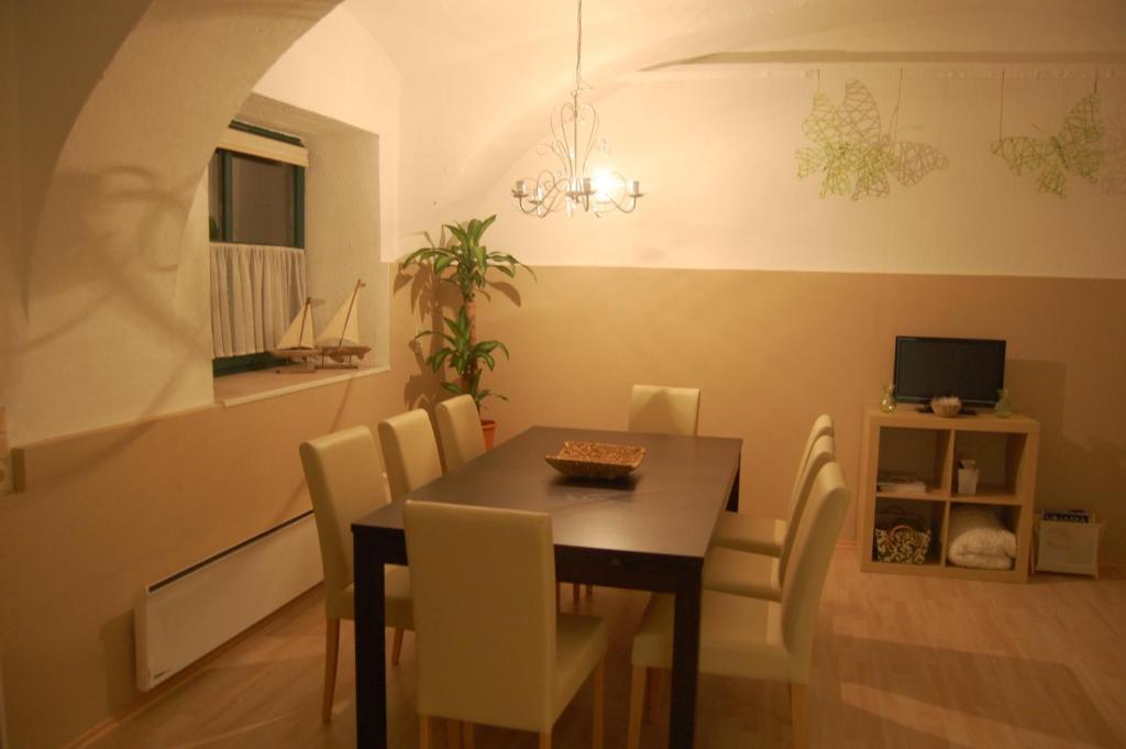 Bed and Breakfast Hofgassl Zentgraf Mörbisch am See Zimmer foto